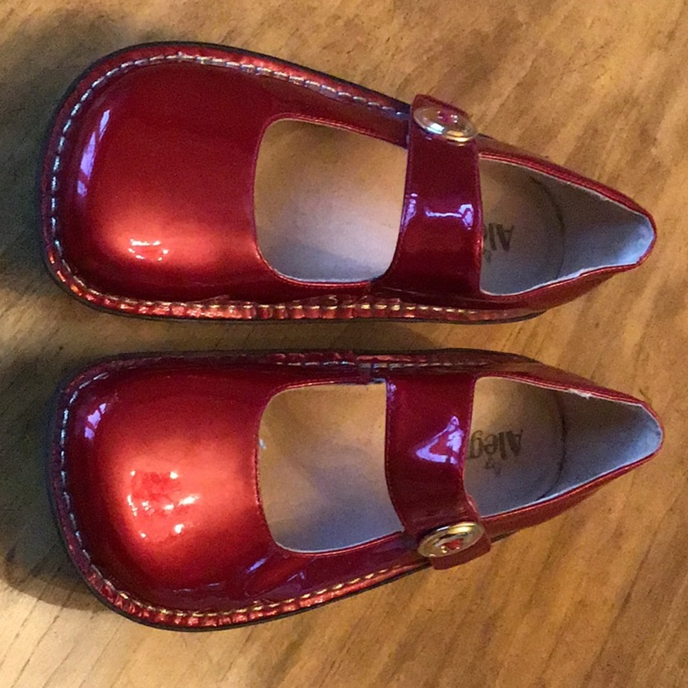 Alegria Red Mary Jane shoes. Size 38/8.